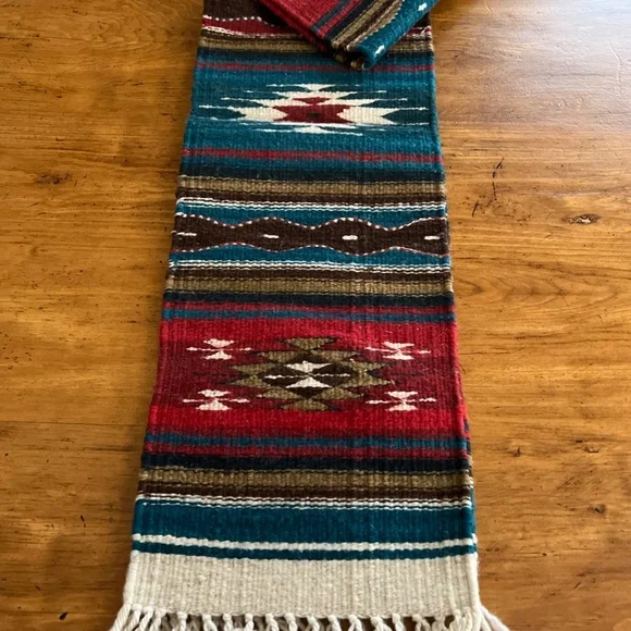 Beautiful Vintage Mexican/SW Style Table Runner 100% Wool - Picture 8 of 10